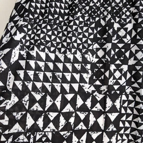 Ile Black and White Triangle Pattern Shirt Size L - Picture 6 of 8